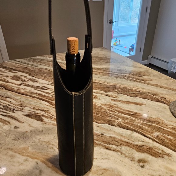 Tuscan Designs Leather Wine Bottle Caddy - Picture 6 of 6